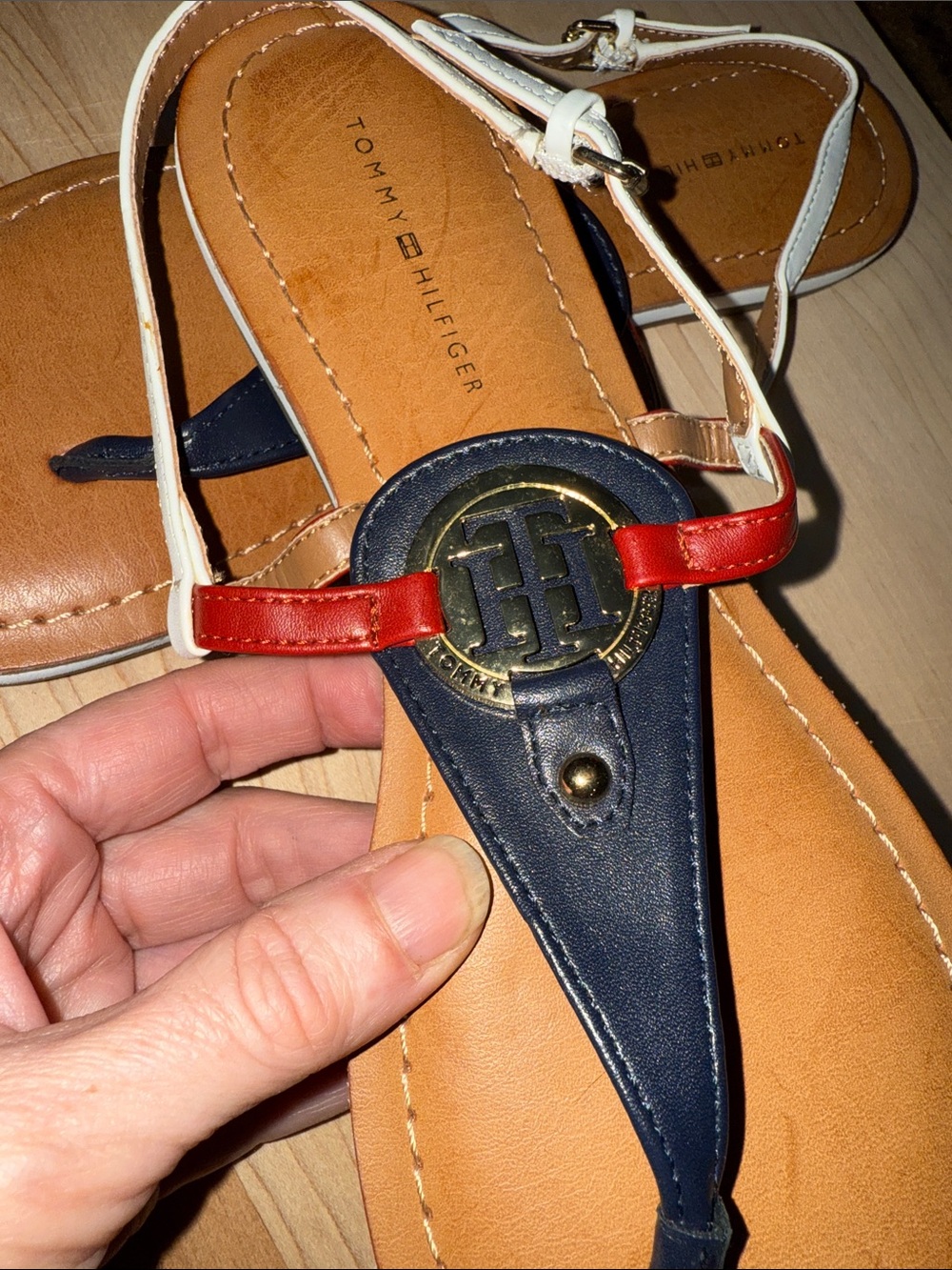 Tommy Hilfiger Red, Navy & White T‑Strap Logo Sandals NWOT - Picture 2 of 7